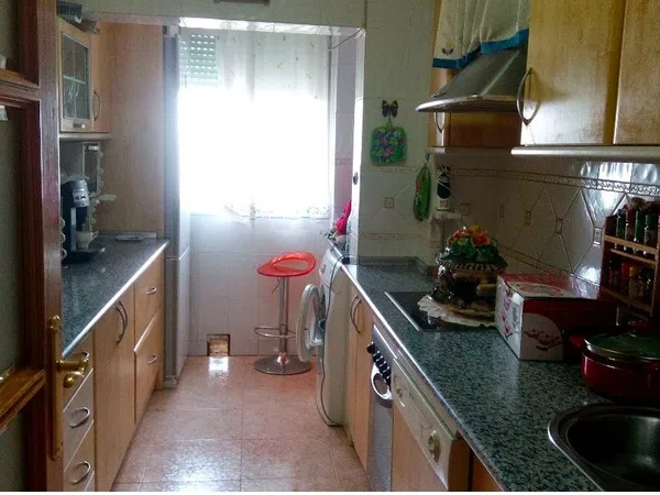 Piso en Puerta los Guzmanes, 5 4 2 - Foto 2