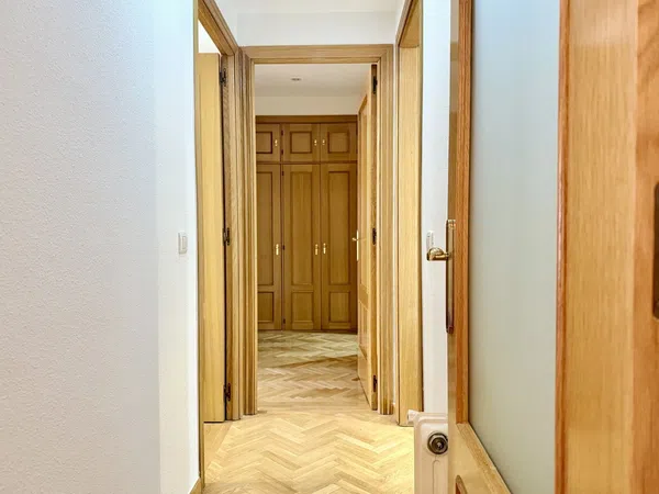 Piso en Calle del Marqués de la Valdavia - Foto 12