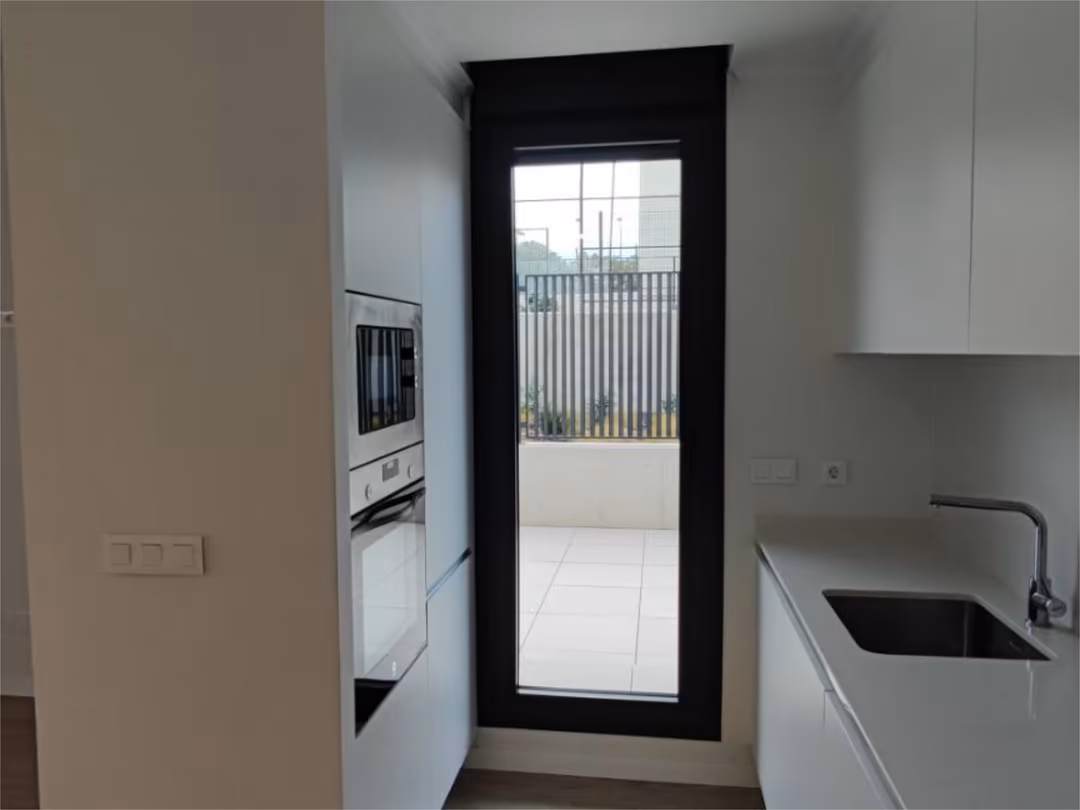 Piso en  Calle Juan Caturla Gosálvez 4 - Foto 4