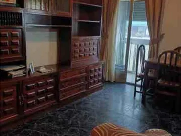 Piso en Alhóndiga - Foto 4