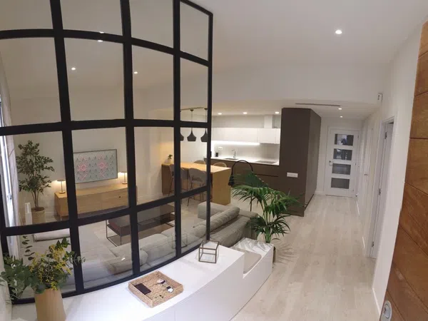 Piso en Barrio Sants - Foto 2