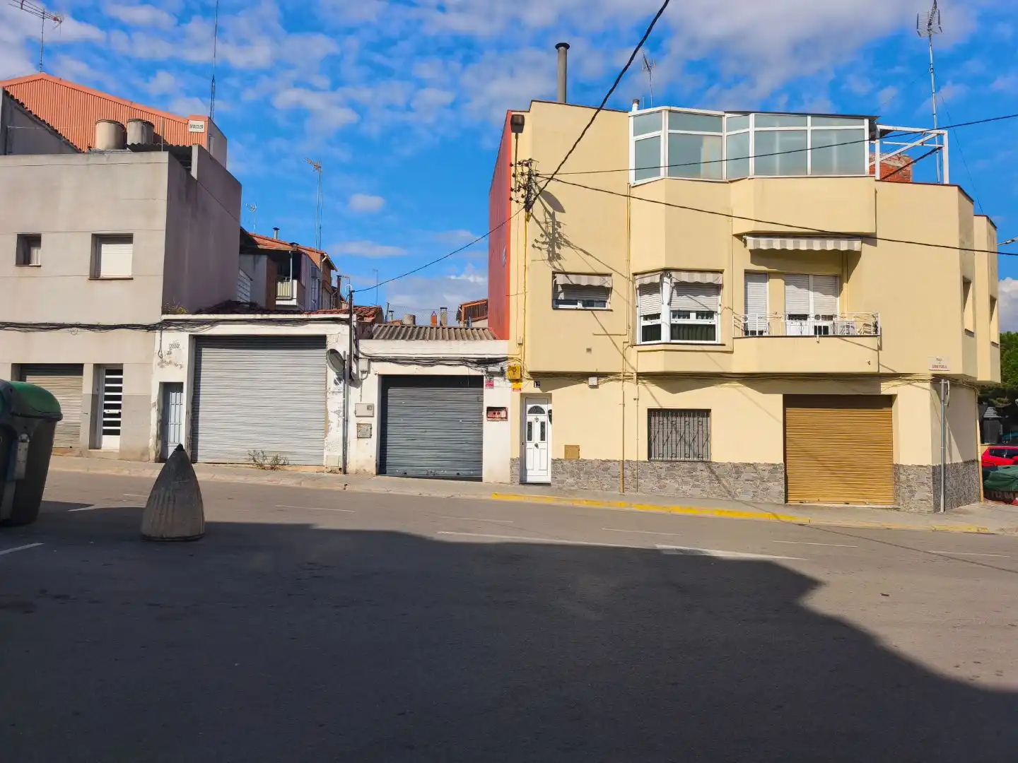 Local comercial en  Carrer de Can Viloca 5 - Foto 2
