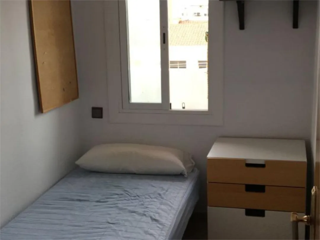 Piso en  Carrer Vila Vall-Llebrera 18 - Foto 8