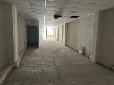 Planta baja en  Calle Luis Béjar 10 - Foto 3