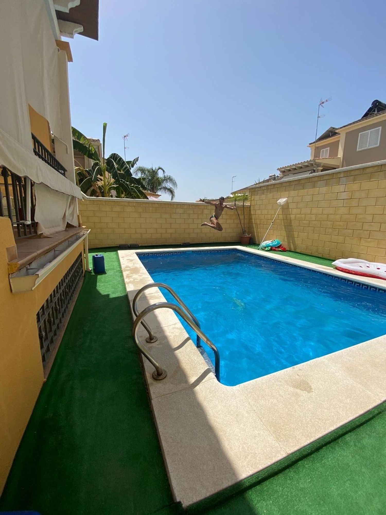 Chalet pareado en calle Juanito Valderrama, 27 - Foto 2