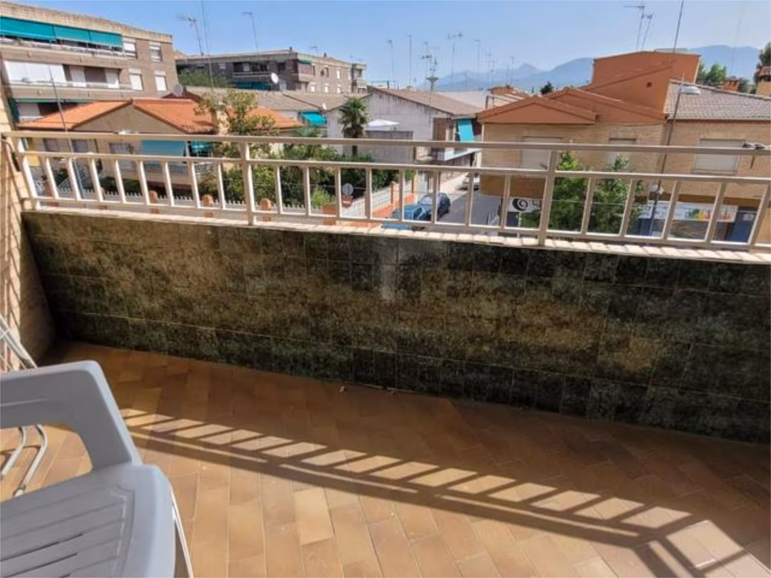 Piso en Avenida Blas de Otero - Foto 9