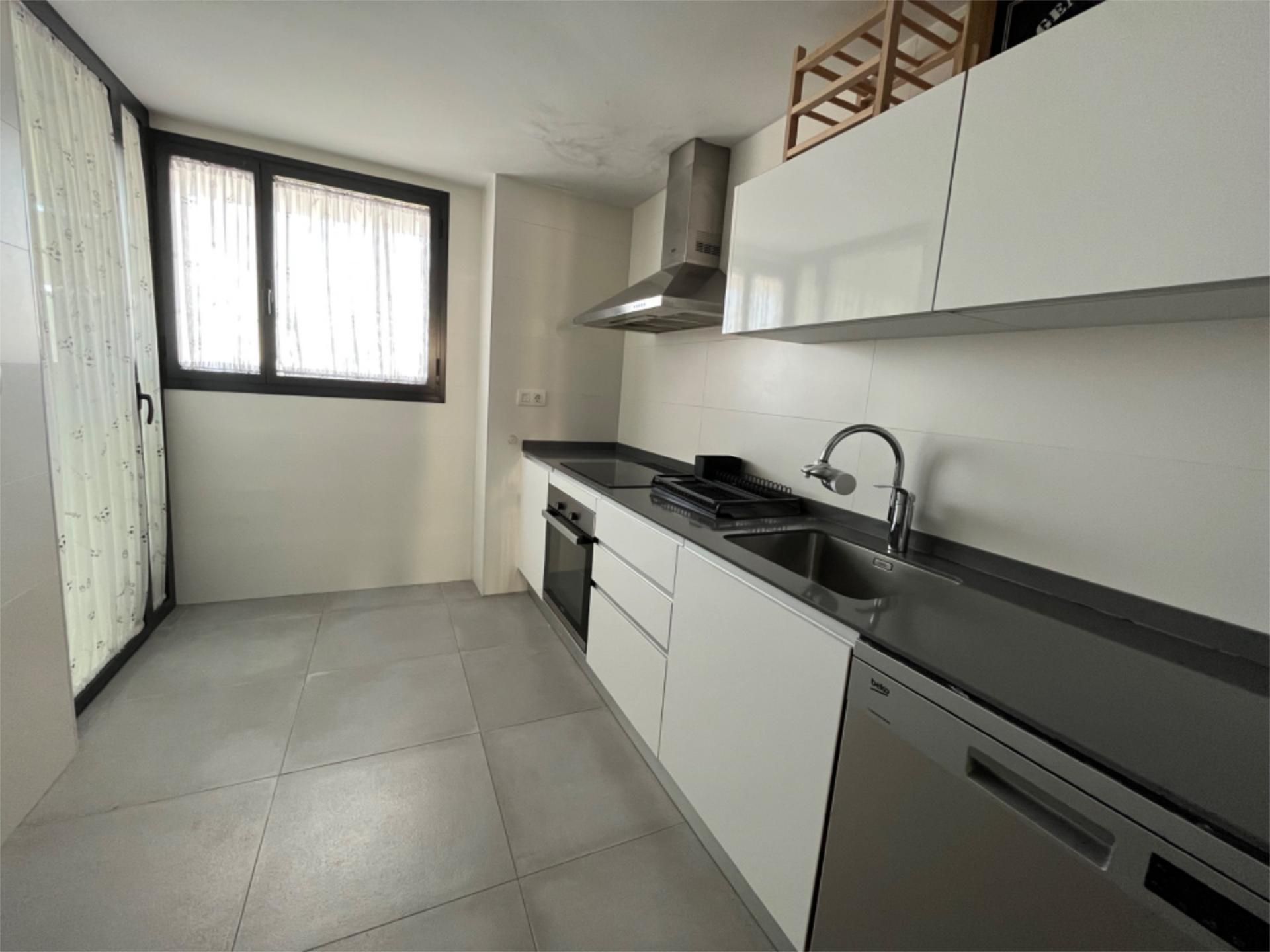 Piso en  Calle Doctora Damiana Zaragoza 1 - Foto 11