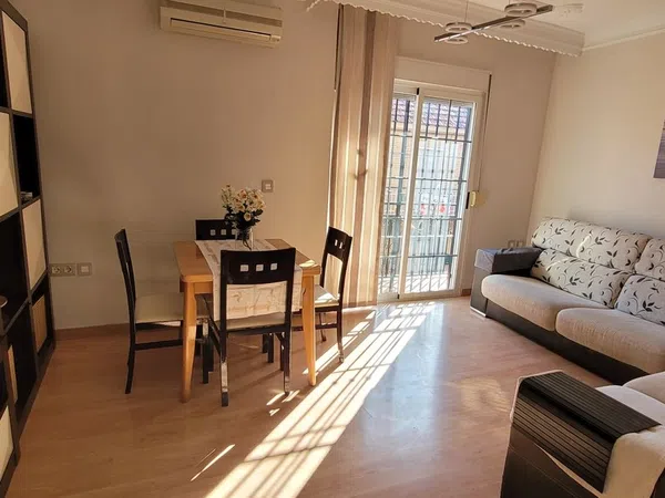 Piso en calle Tres Cruces, 28