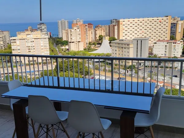 Piso en avenida Benidorm, 18