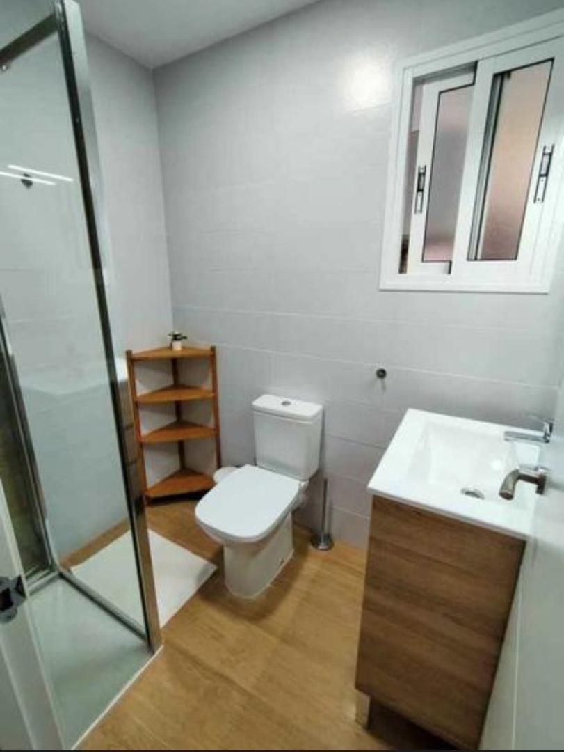 Piso en  Carrer de Campoamor 53 - Foto 4