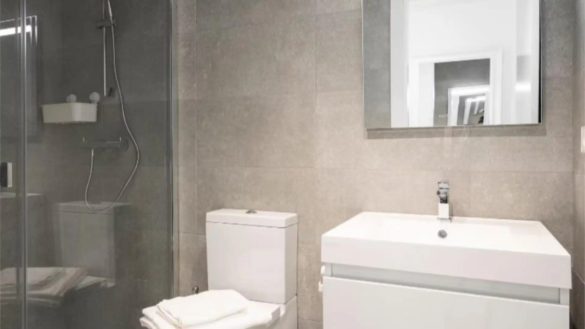 Piso en  Calle Mar Tirreno 12 - Foto 5