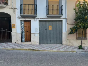 Casa adosada en calle Alamos 57 - Foto 1