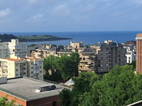 Piso en calle Trasmiera, 12 a