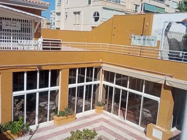 Local comercial en  Avenida Países Escandinavos 8 - Foto 1