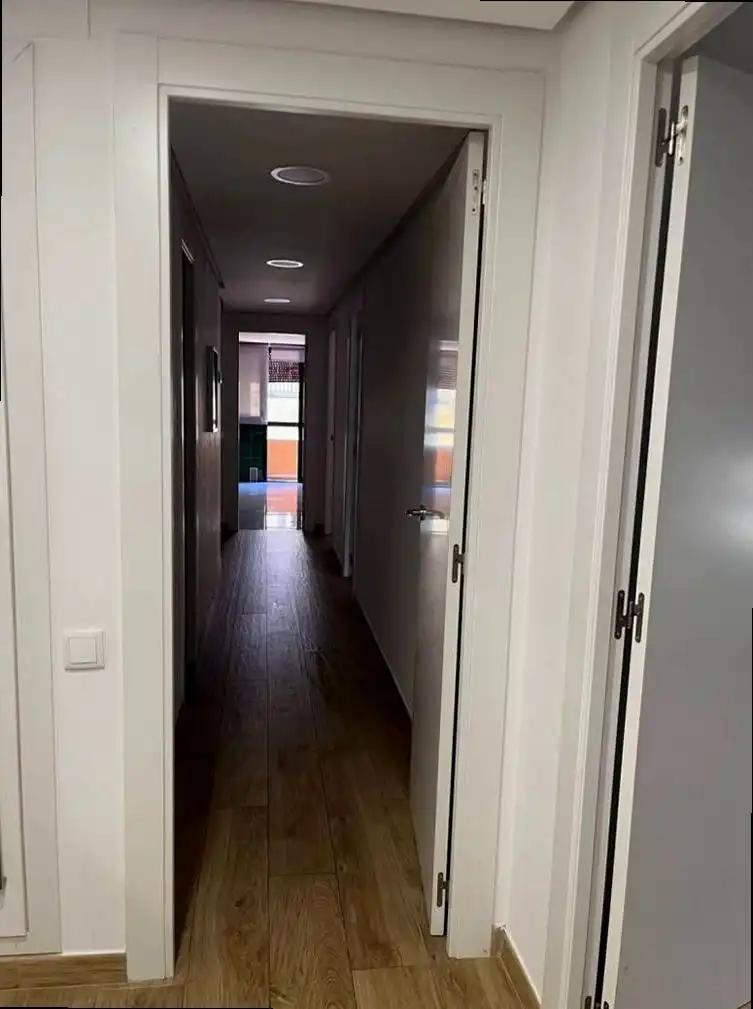 Piso en  Carrer de Pascual i Genís - Foto 3