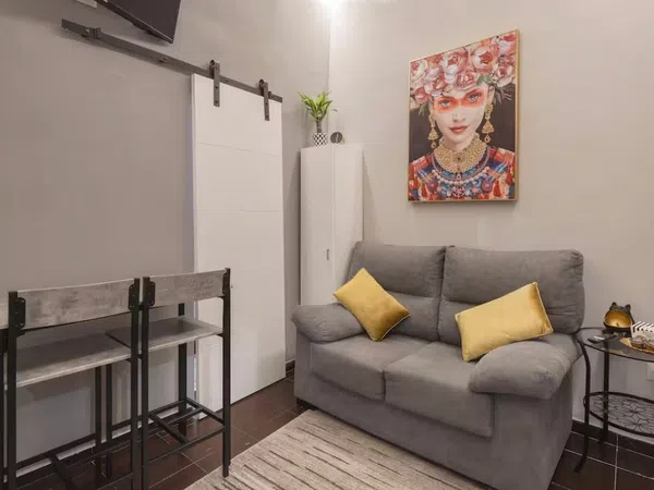 Estudio en calle del Salitre, 26