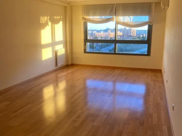 Piso en calle del Fuego, 3
