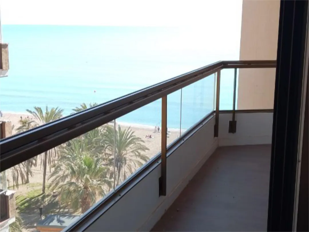 Piso en  Calle Pintor Guerrero del Castillo 2 - Foto 3