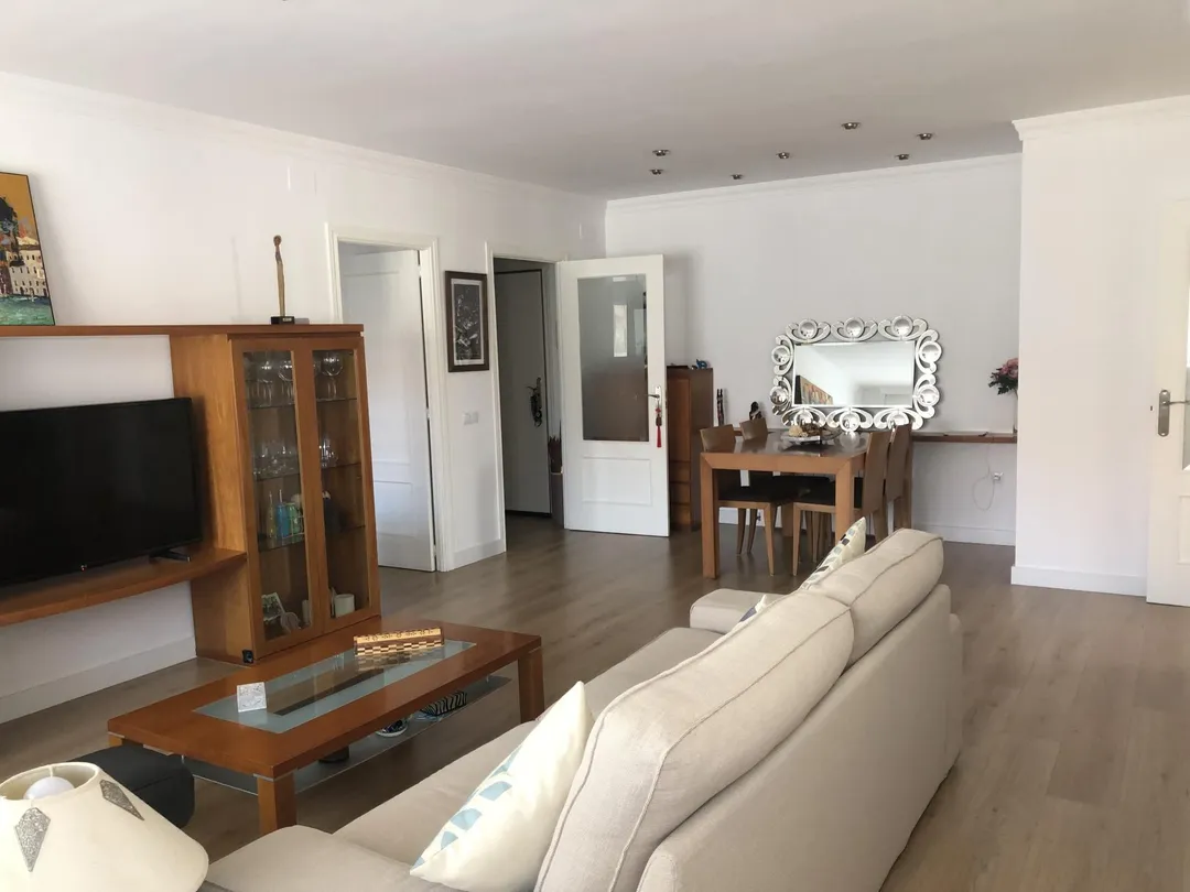 Piso en  Carrer de Menéndez y Pelayo 17 - Foto 3