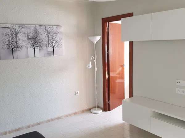 Piso en Barrio Los Castillejos - La Trinidad - Foto 5