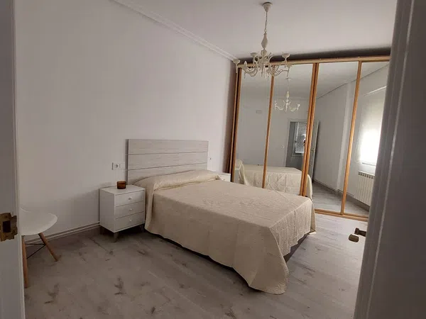 Piso en Avenida de la Paz, 82, Residencia, Residencia - Foto 2