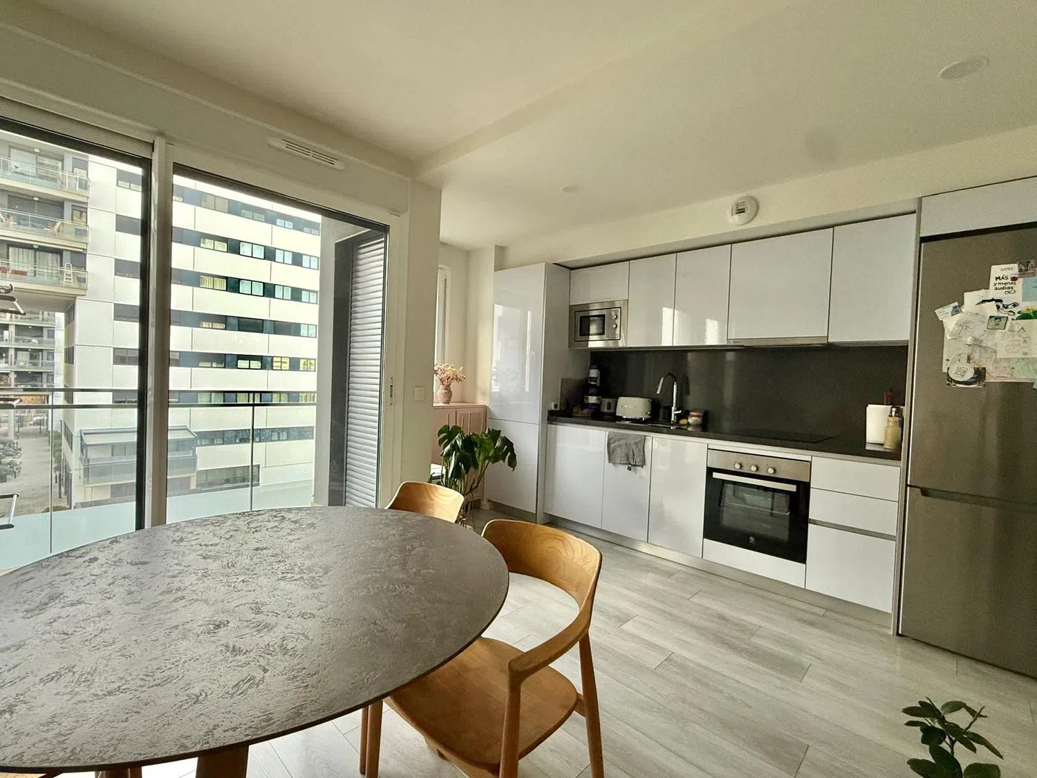 Piso en calle de la Indústria, 310 - Foto 2