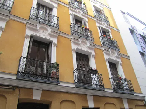 Piso en calle del Gobernador, 31