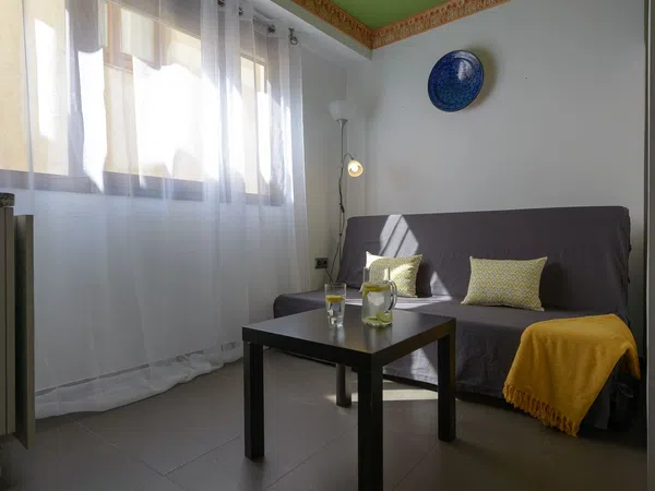 Estudio en calle San Juan de los Reyes, 22 - Foto 2