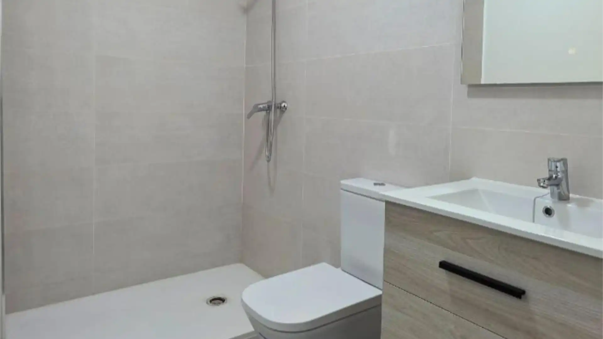 Piso en  Calle Melchor Gallegos 1 - Foto 7