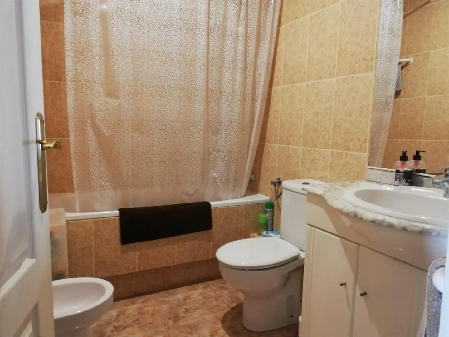 Piso en  Carrer de Villarroel 44 - Foto 4