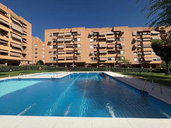 Piso en carretera de Málaga, 102 - Foto 1