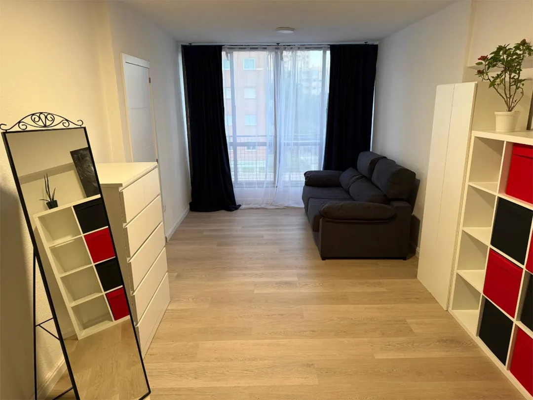 Piso en  Calle de Dinamarca 3