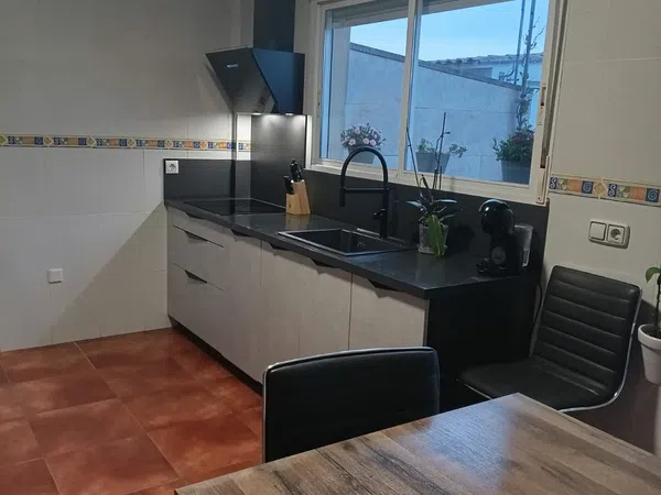 Chalet adosado en Calle Gimnasta Elena López Benaches, 51 - Foto 1
