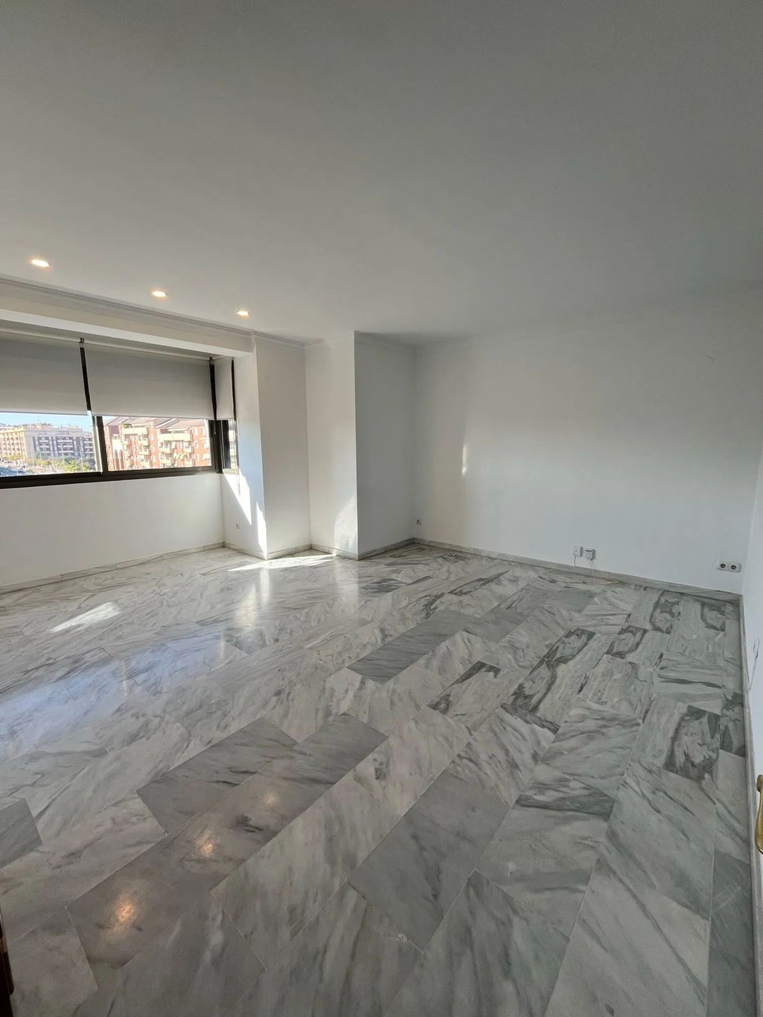 Piso en calle Historiador Manuel Salcines, 1 - Foto 1