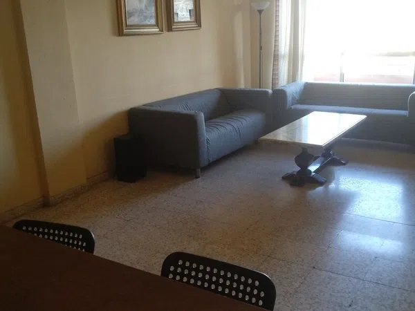 Piso en calle Escritor José María Pemán, 3