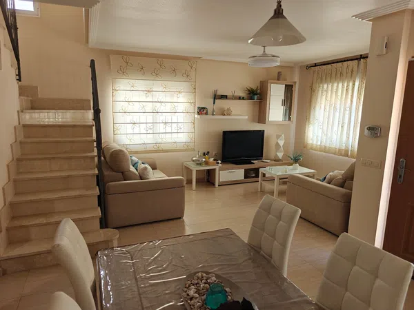 Chalet adosado en Avenida de Europa, 27 d - Foto 3