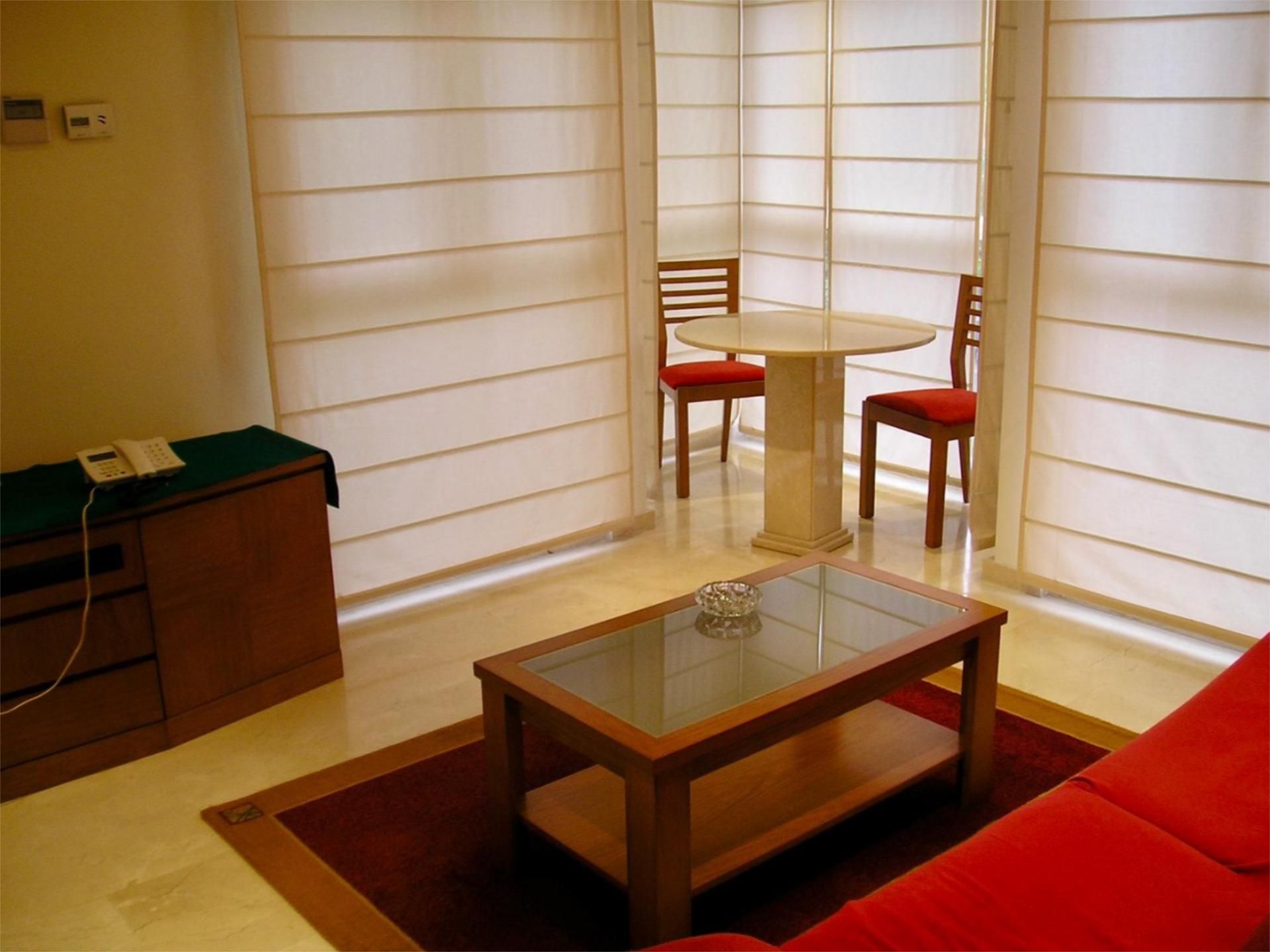 Piso en calle Santa Hortensia 46C - Foto 3