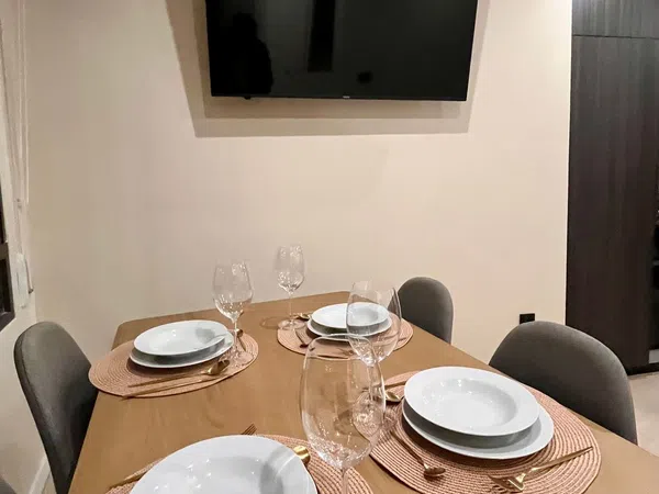 Estudio en calle San Vicente, 8 - Foto 3