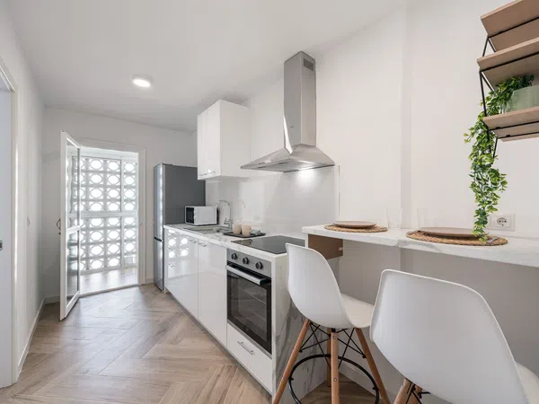 Estudio en Barrio Carolinas Bajas - Foto 6