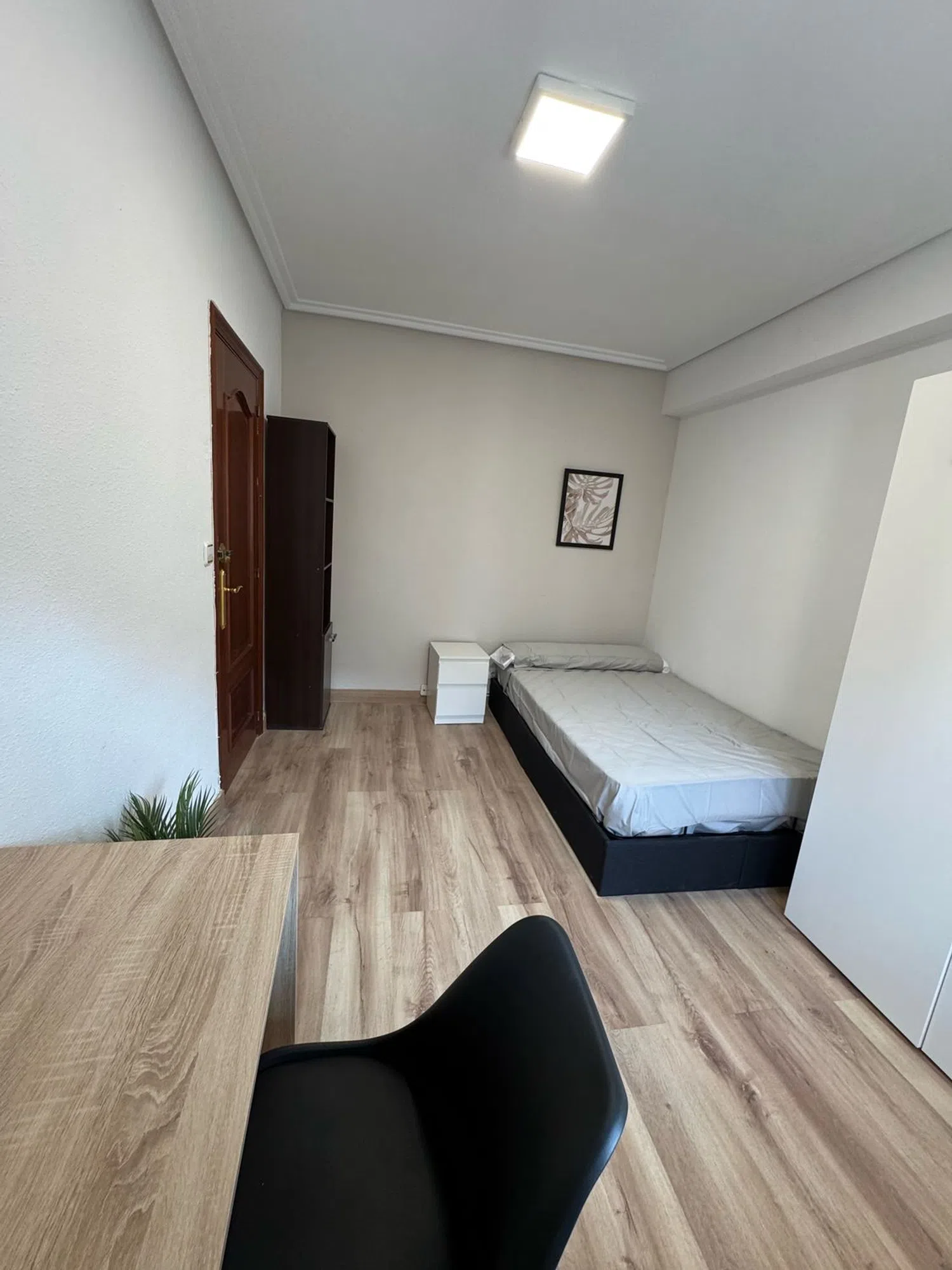 Piso en calle Castro Urdiales, 9 - Foto 5