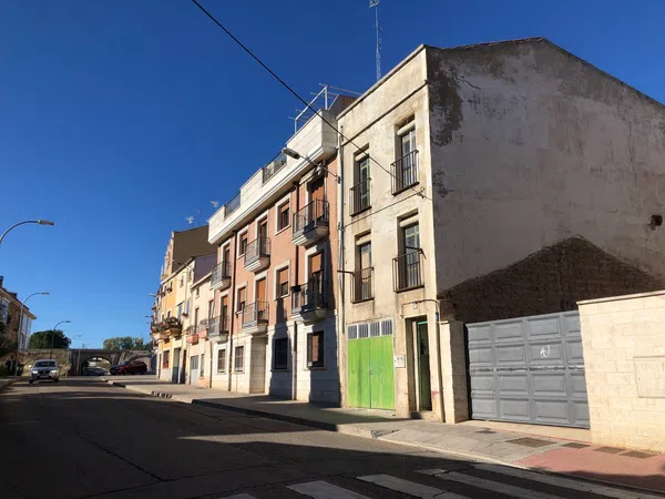 Piso en Carretera de Palencia, 14 - Foto 2