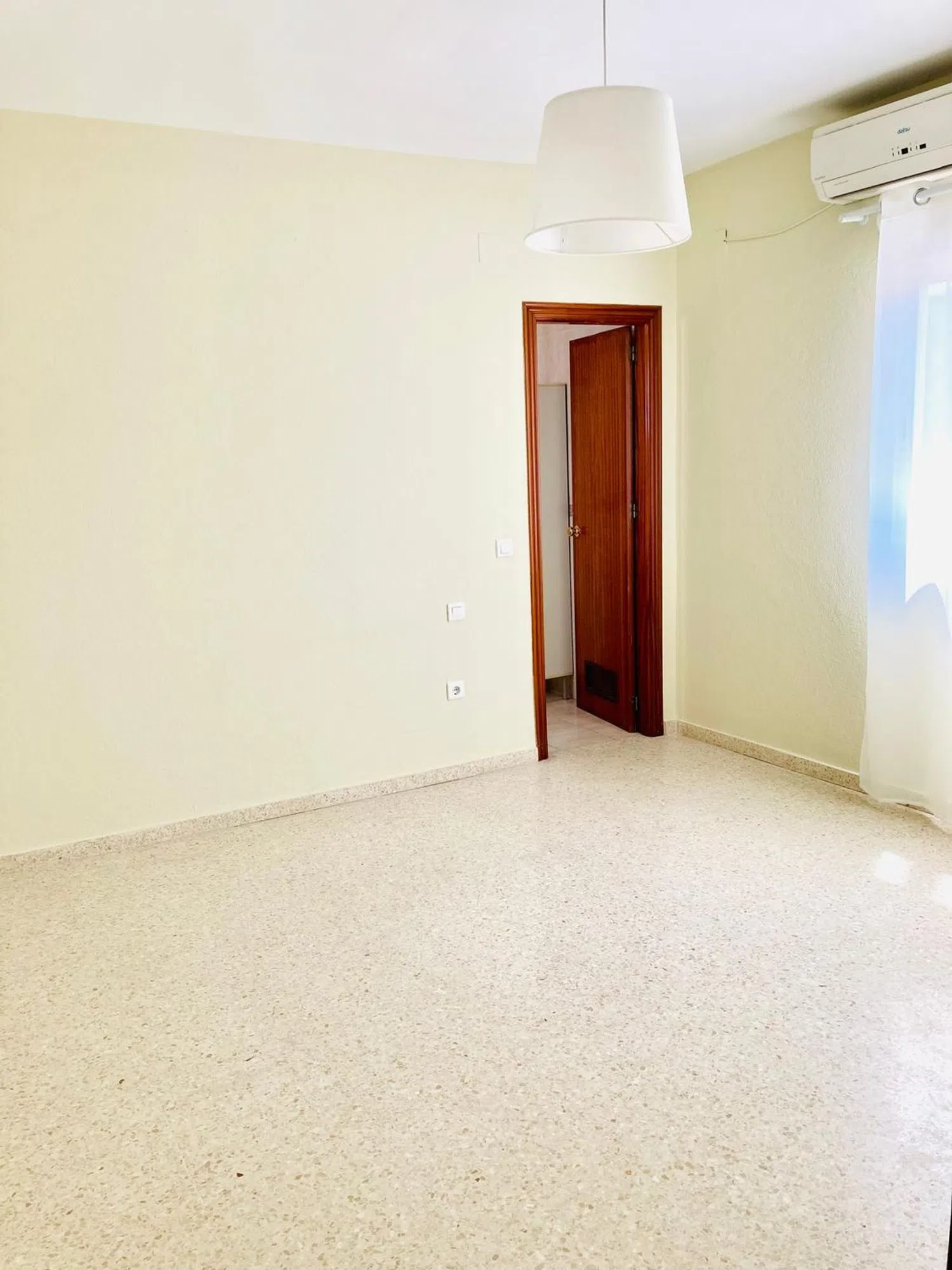 Piso en avenida de las Ciencias, 21 - Foto 2