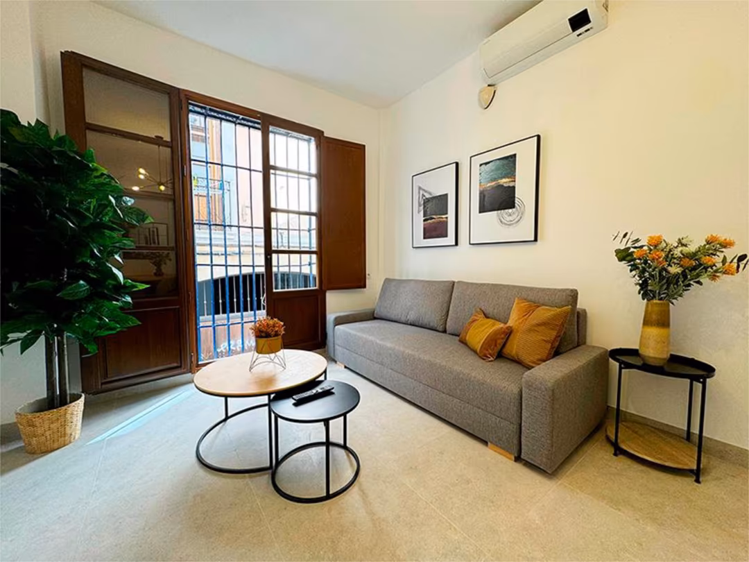 Apartamento en  Calle Marqués de Falces 9