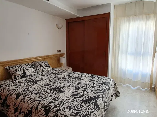 Piso en calle Reyes Católicos, 7 . 4º C - Foto 5