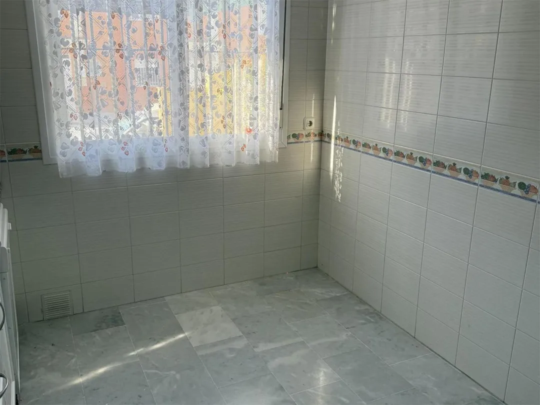 Casa adosada en Dos Hermanas - Foto 7