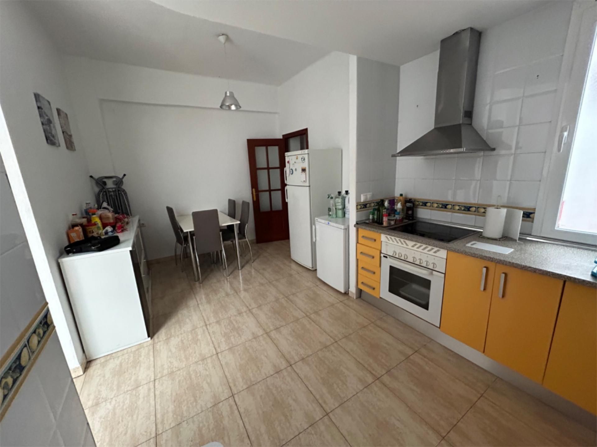 Piso en  Calle Ángel Ganivet 14 - Foto 5