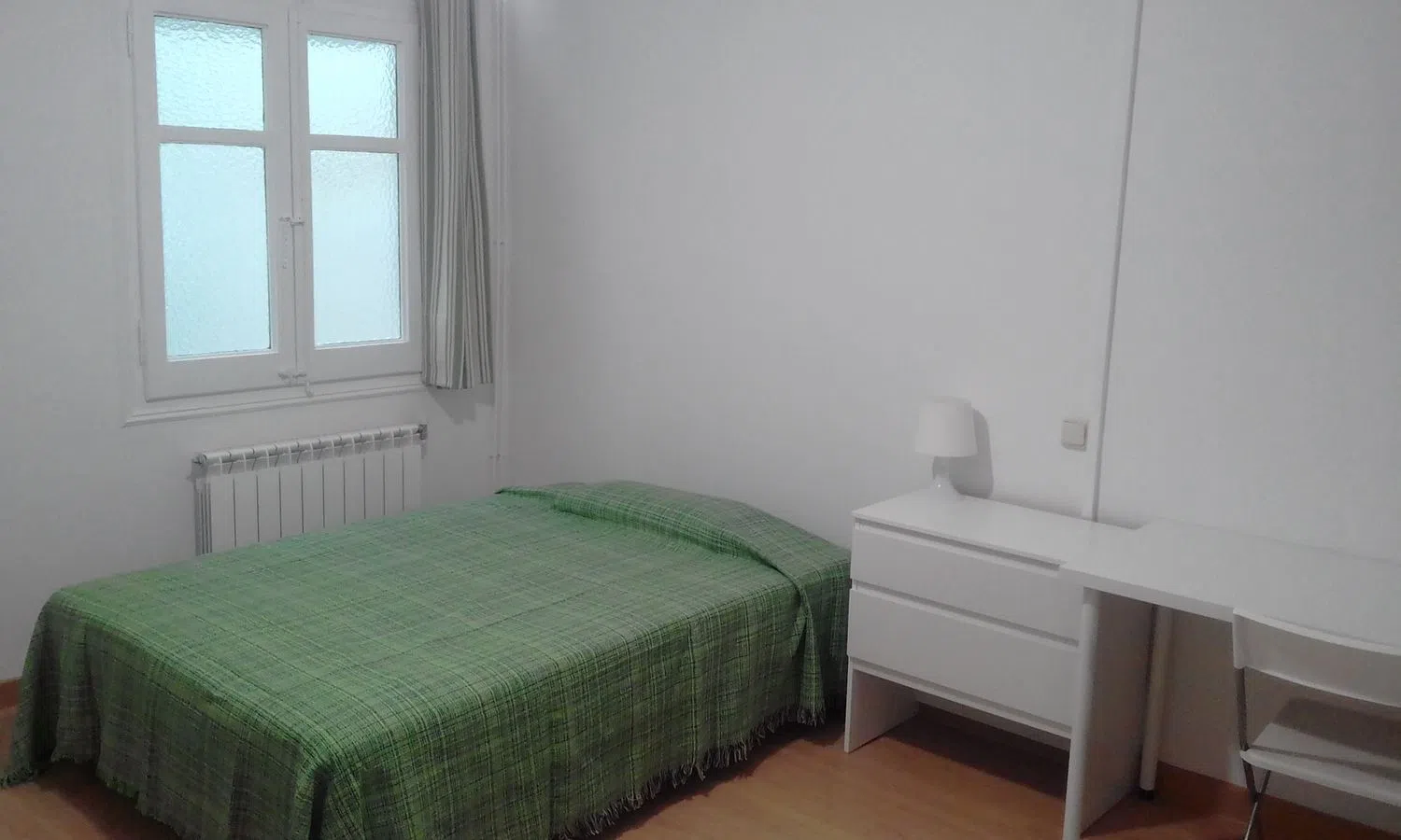 Estudio en calle de la Mare de Déu del Coll, 61 - Foto 1