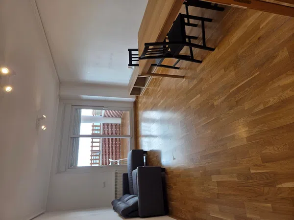 Piso en avenida Ángel Saavedra, 5