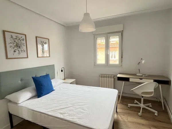 Piso en Centro - Ayuntamiento - Foto 2