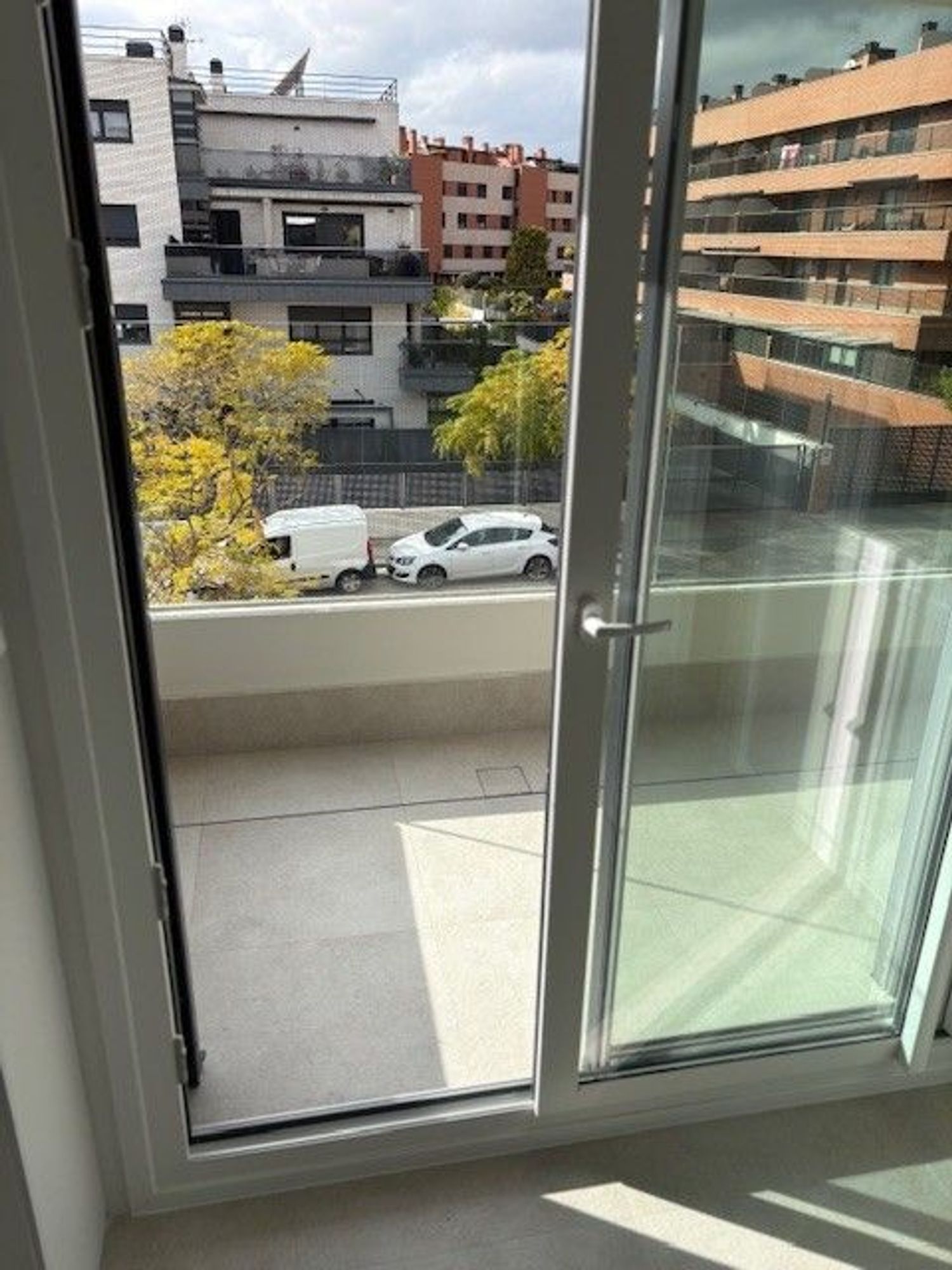 Piso en Urb. monteturia Barrio Prado de Somosaguas - Foto 4